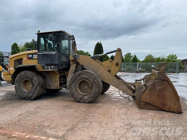 CAT 930 K Gumikerekes homlokrakodók