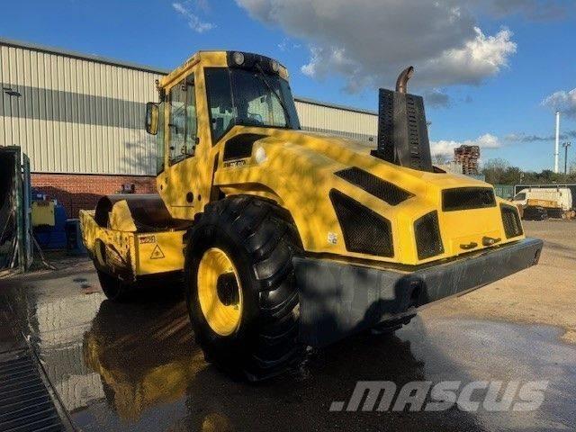 Bomag BW 216 DH-4i Egydobos hengerek