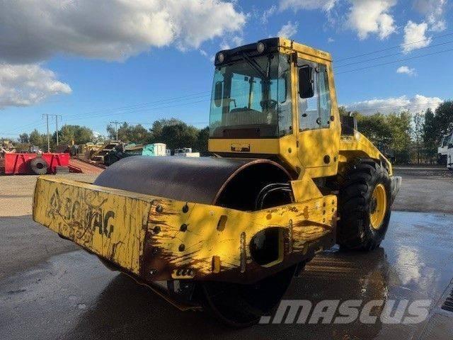 Bomag BW 216 DH-4i Egydobos hengerek
