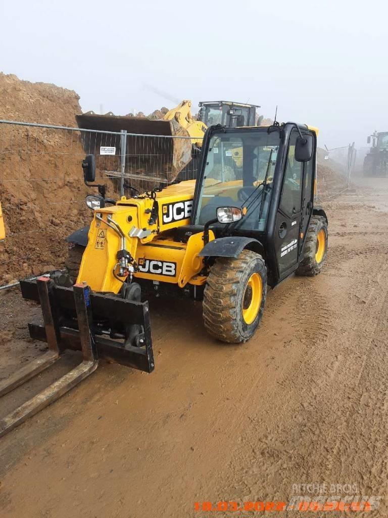 JCB 525-60 Teleszkópos rakodók