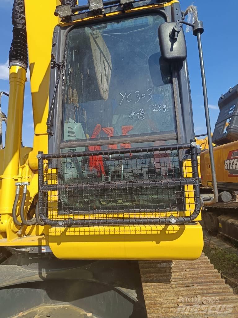 Komatsu PC 200 Lánctalpas kotrók