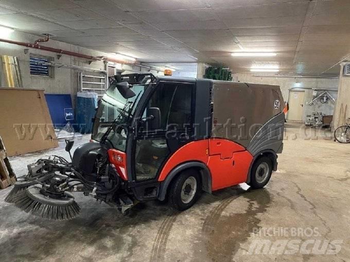 Hako Citymaster 2000 Utcaseprő teherautók