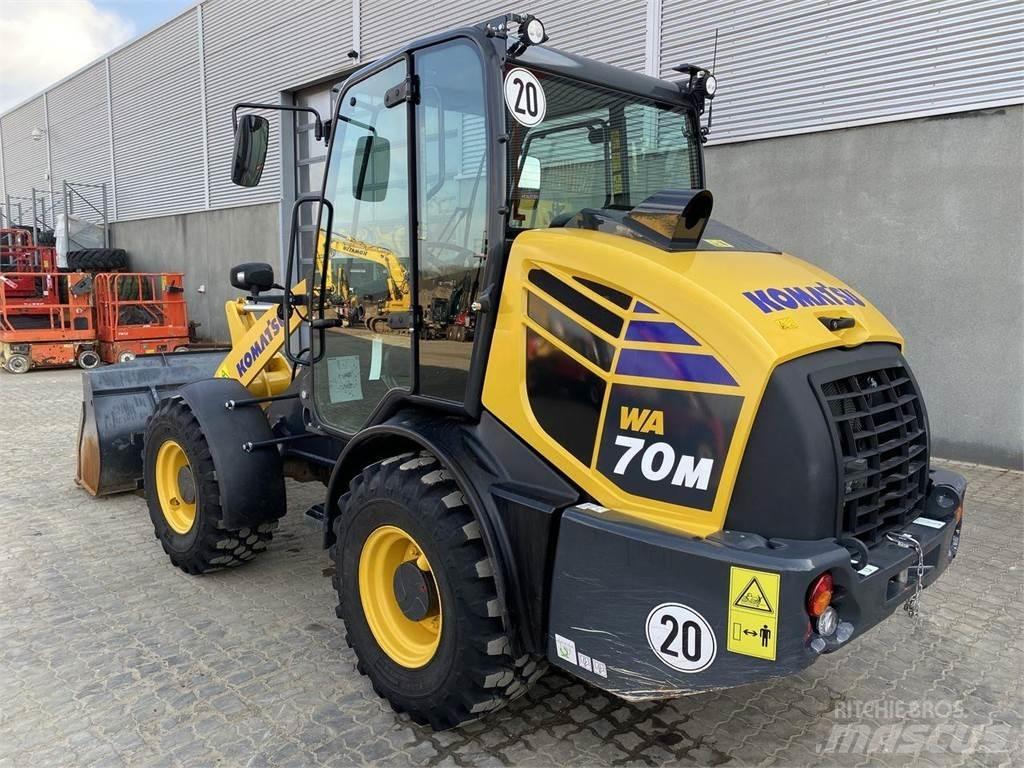 Komatsu WA70M-8EO Univerzális rakodók