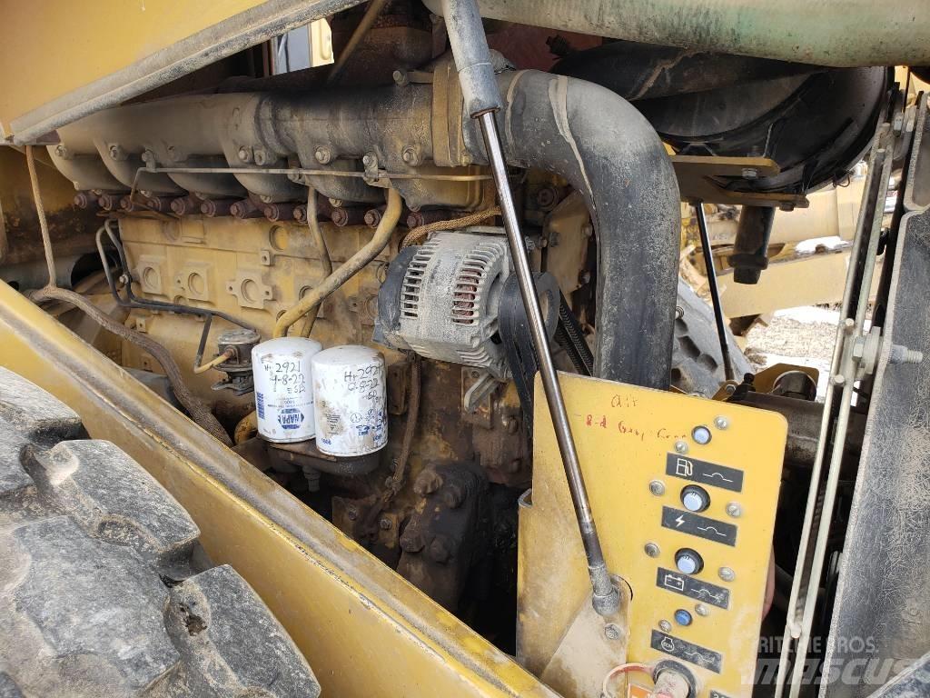 CAT CS-563E Egydobos hengerek