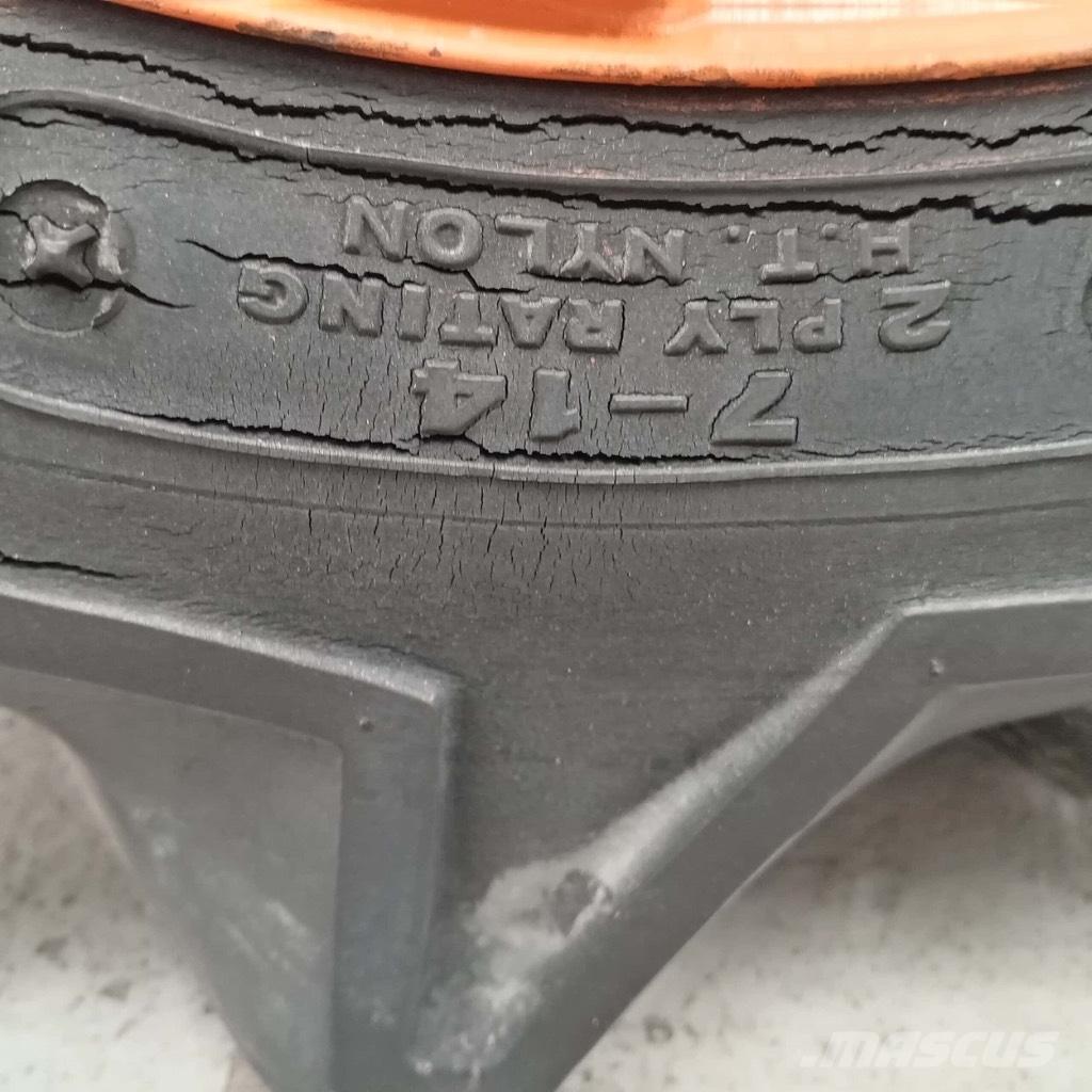 Kubota B 5001 Traktorok