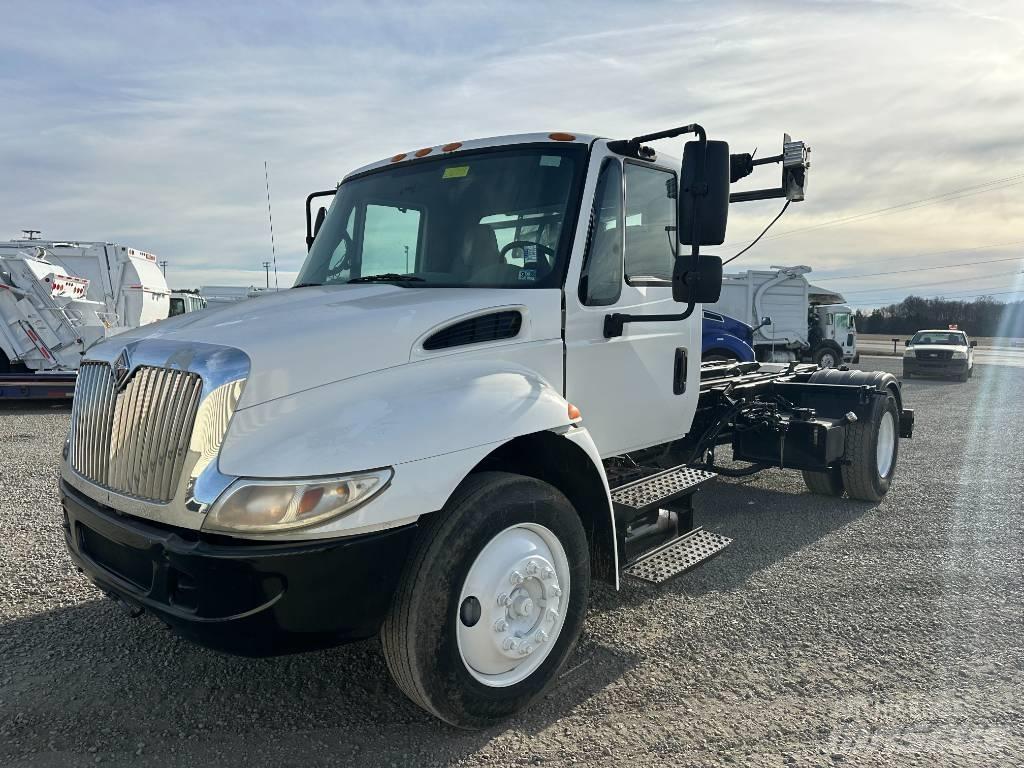 International 4400 Hulladék szállítók