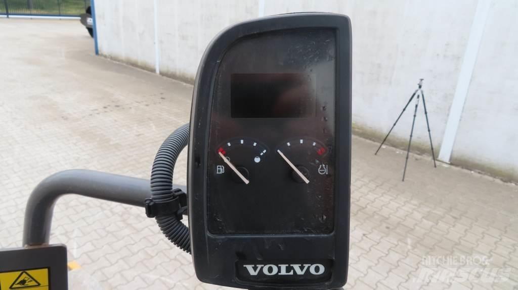 Volvo SD45B Egydobos hengerek