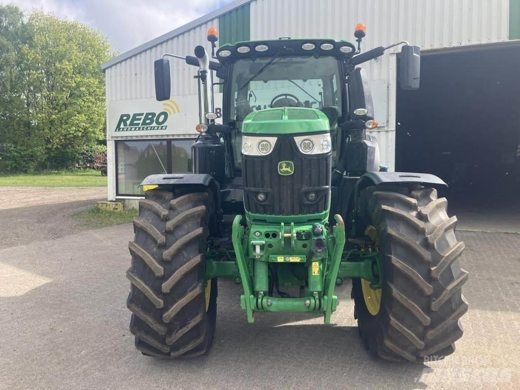 John Deere 6250R Traktorok