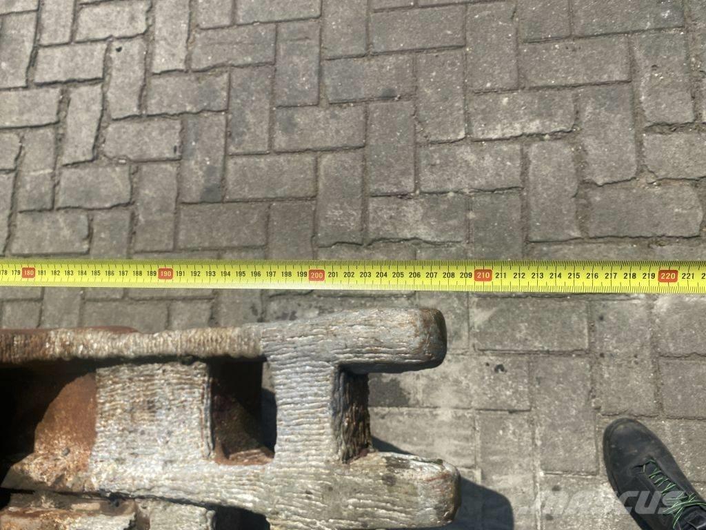  Crusher CW  30 Építőipari Törőgépek