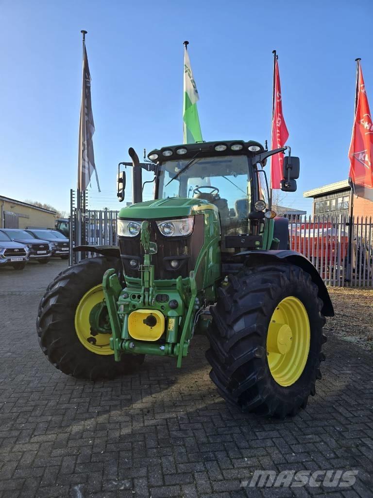 John Deere 6145 R Traktorok