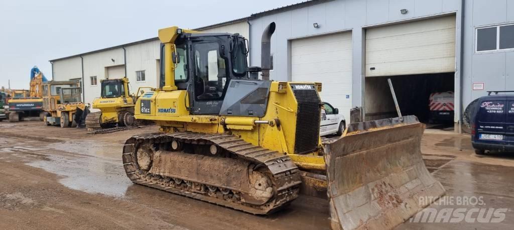 Komatsu D 61 EX-15 lánctalpas dózerek