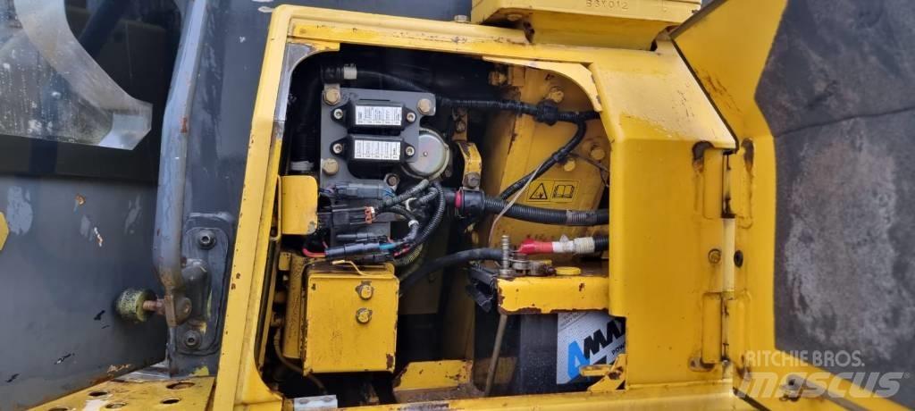 Komatsu D 61 EX-15 lánctalpas dózerek