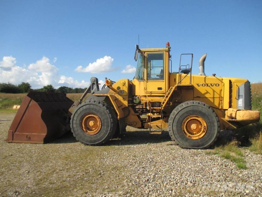 Volvo L 180 E Gumikerekes homlokrakodók