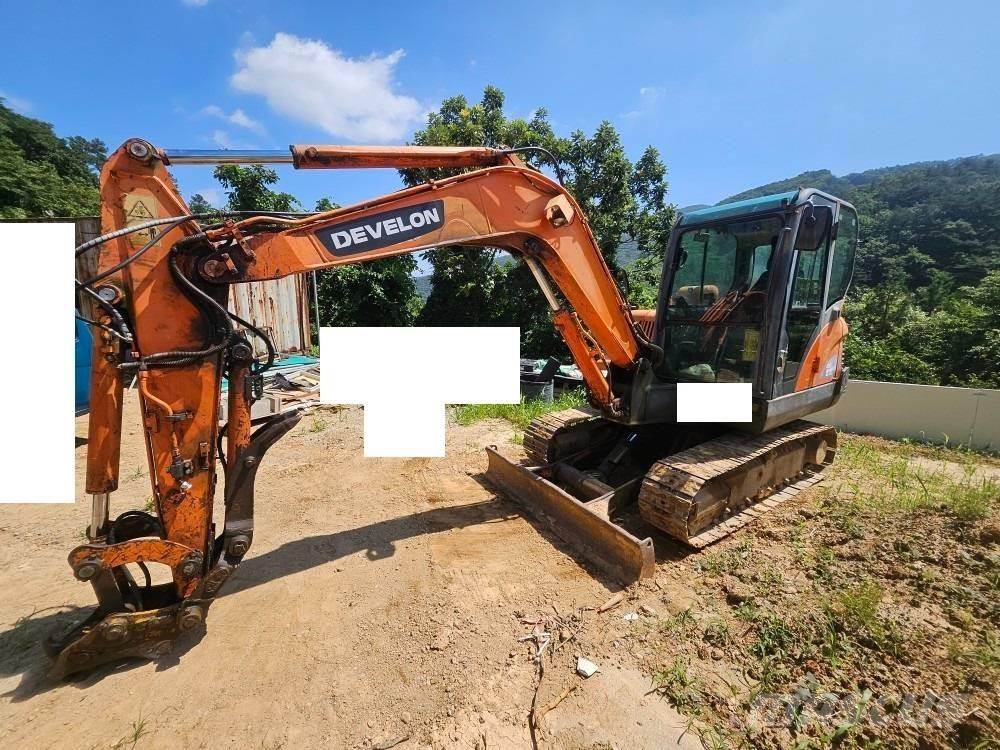 Doosan DX 55 Mini kotrók < 7t