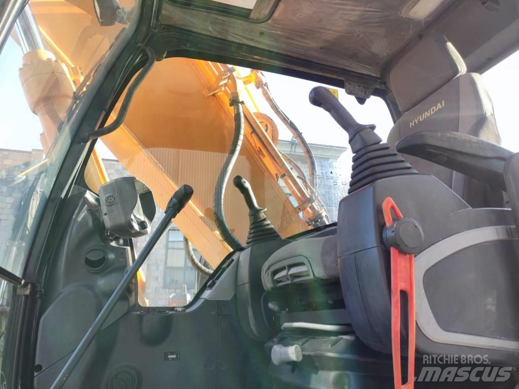 Hyundai R220NLC-9A Lánctalpas kotrók