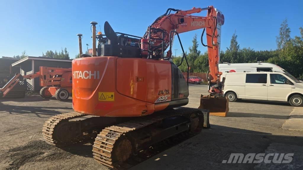Hitachi ZX 135 US-6 Lánctalpas kotrók