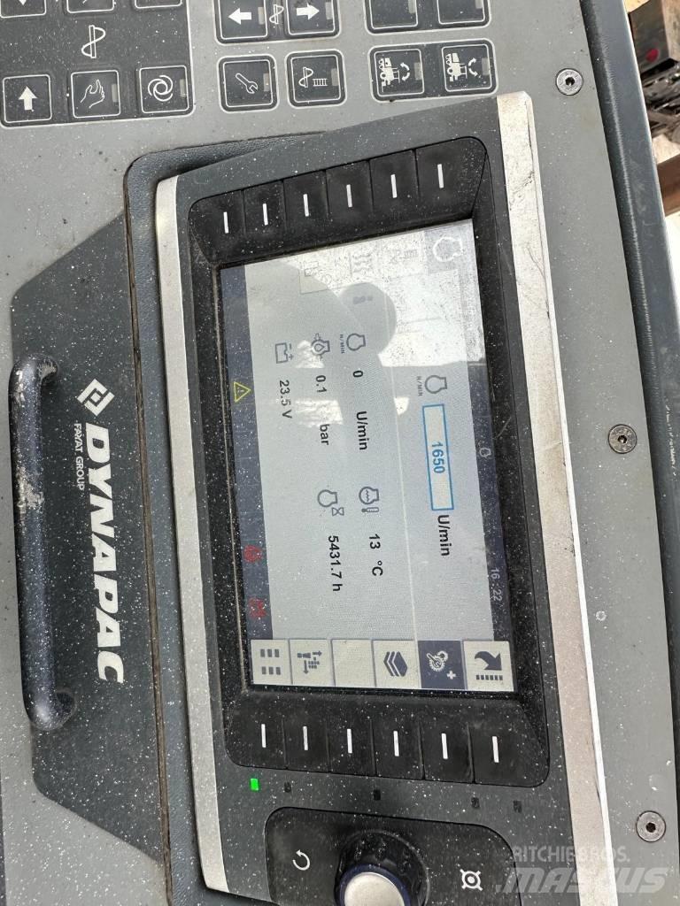 Dynapac SD 1800 W Aszfalt terítõ gépek