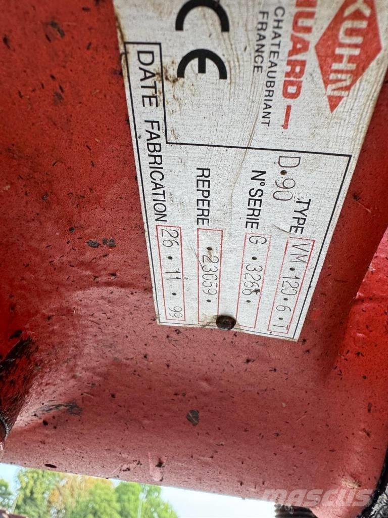 Kuhn Vari-Master 120 Váltvaforgató ekék