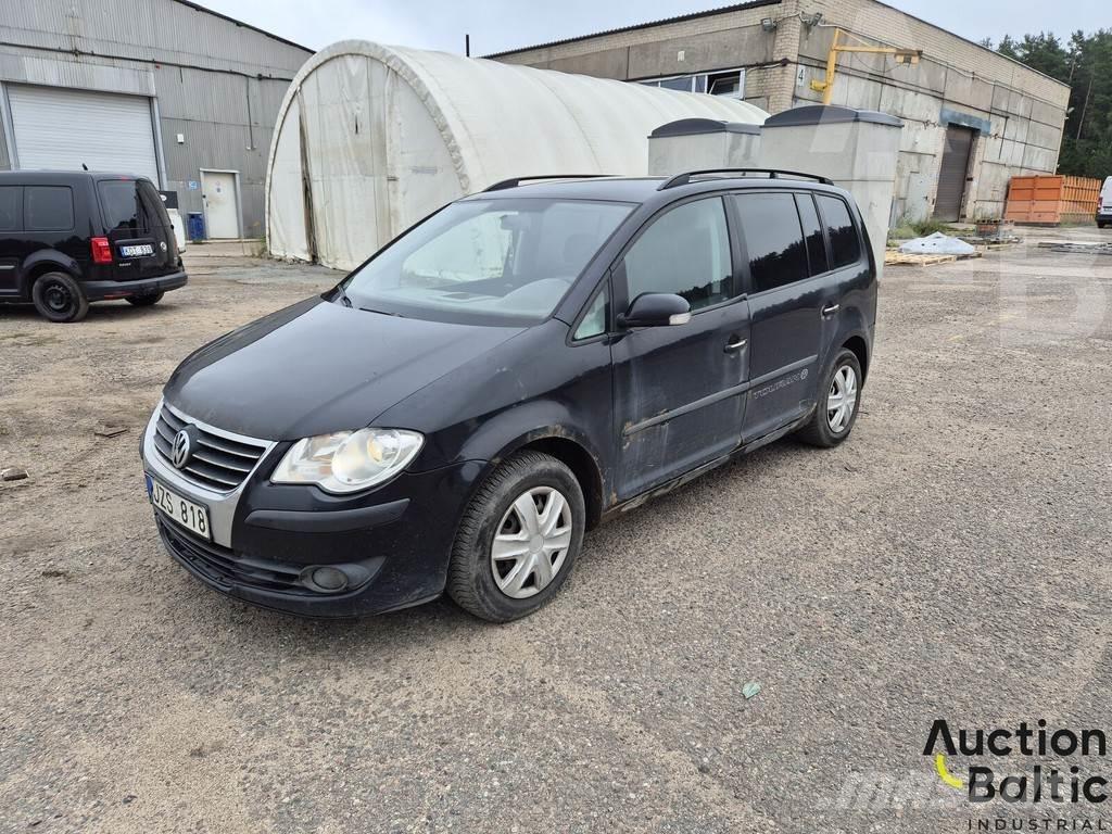 Volkswagen Touran Kistehergépjárművek