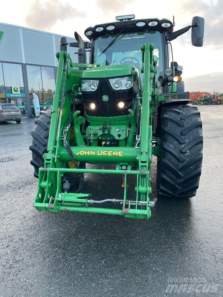 John Deere 6115R Traktorok