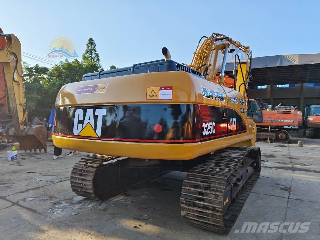 CAT 325 C Lánctalpas kotrók