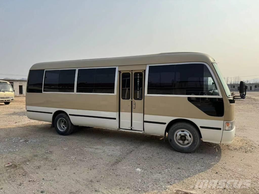 Toyota Coaster Bus Mini buszok