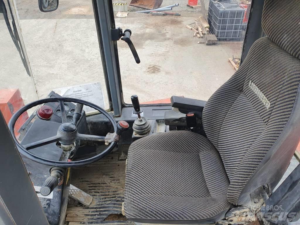 O&K L 30 Gumikerekes homlokrakodók