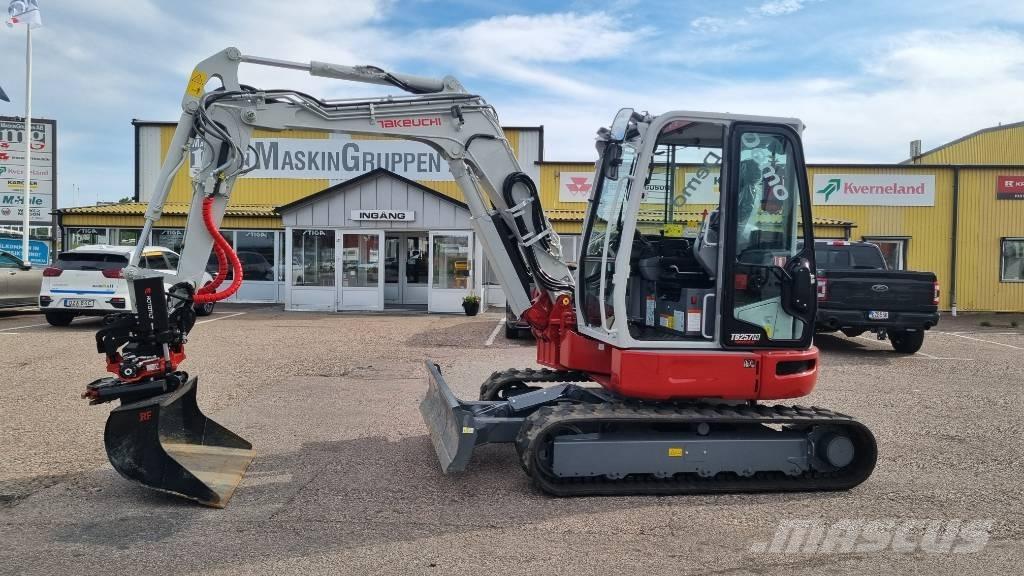 Takeuchi TB 257 FR Mini kotrók < 7t