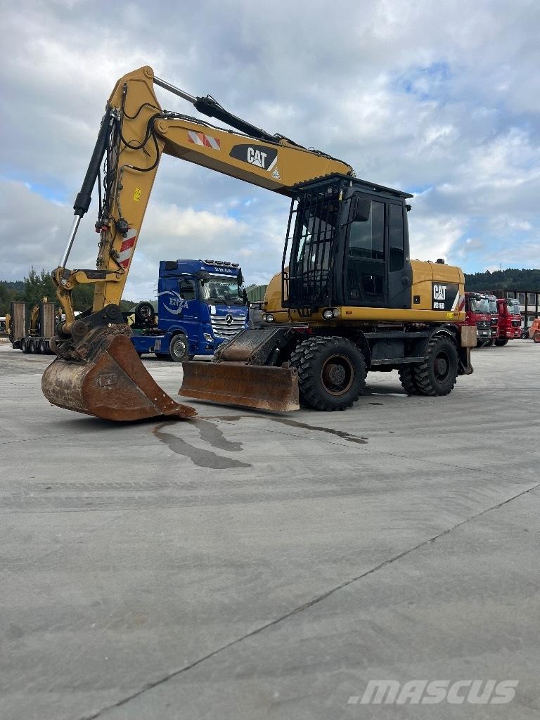 CAT M 316 D Gumikerekes kotrók