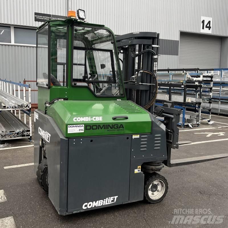 Combilift CBE 2500 Tolóoszlopos négyutas targonca
