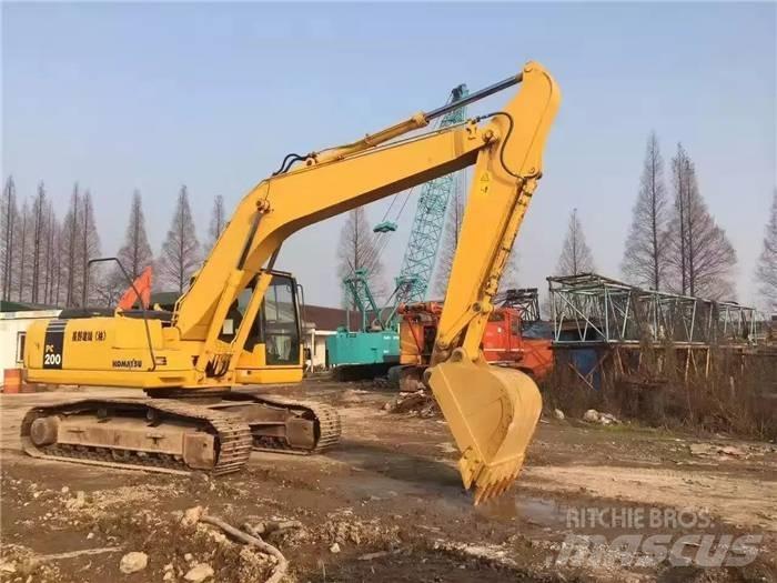Komatsu PC 200-7 Lánctalpas kotrók