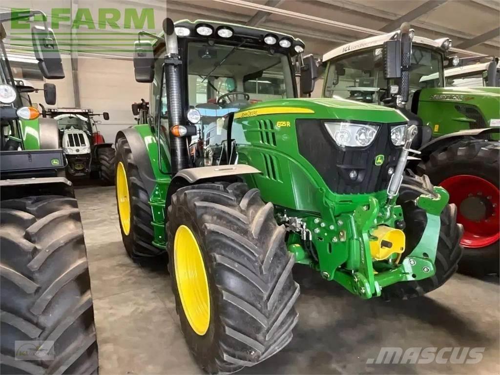 John Deere 6125 r Traktorok