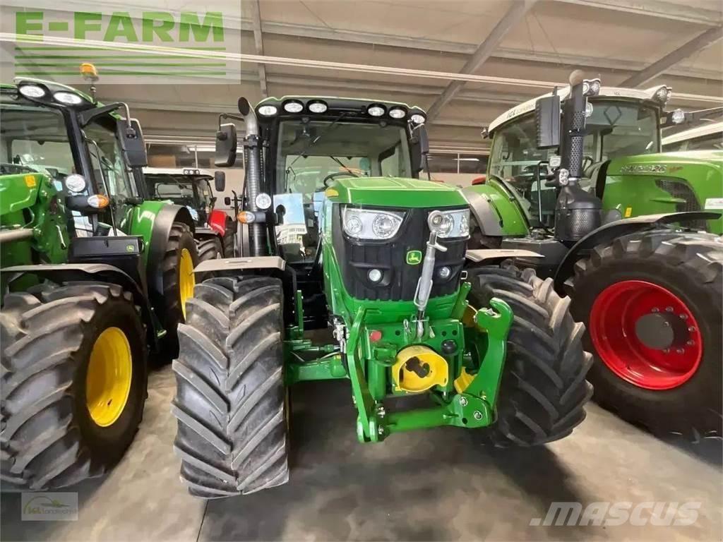 John Deere 6125 r Traktorok