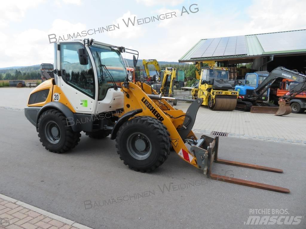 Liebherr L506C Gumikerekes homlokrakodók