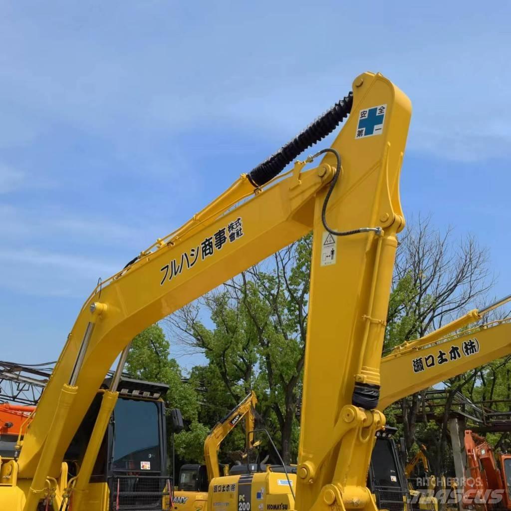 Komatsu PC 220-8 Lánctalpas kotrók