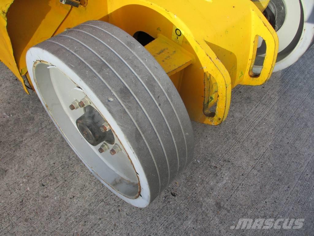 Manitou 120 AET JC Karos emelők