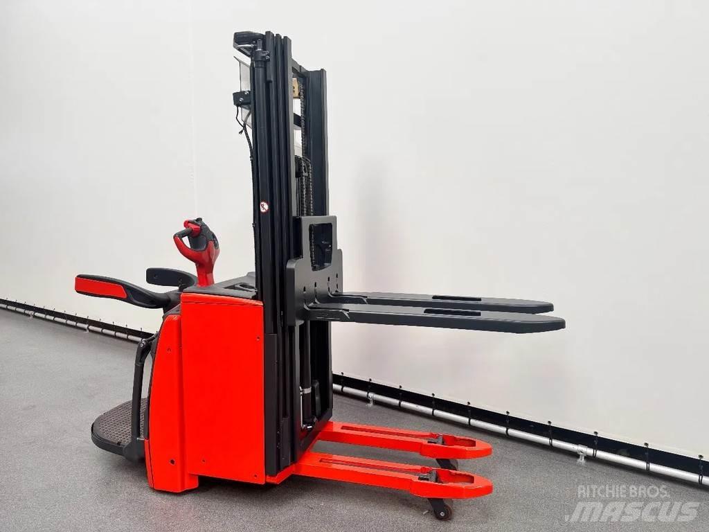 Linde L 14 AP Gyalogkíséretű targonca