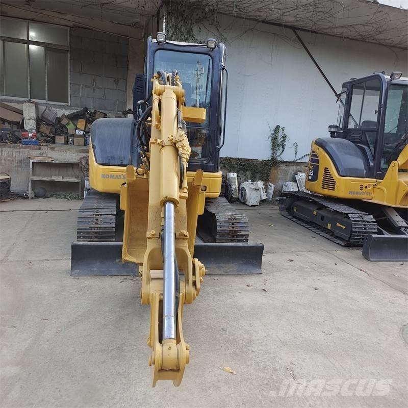 Komatsu PC 40 Mini kotrók < 7t