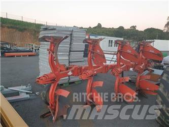 Kuhn 375E Hagyományos ekék