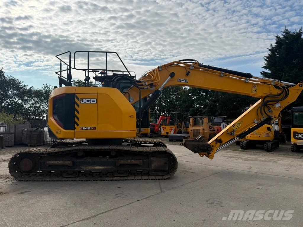 JCB 245 XLR Lánctalpas kotrók
