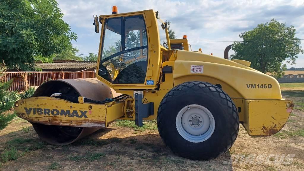 JCB VM 146 Egydobos hengerek