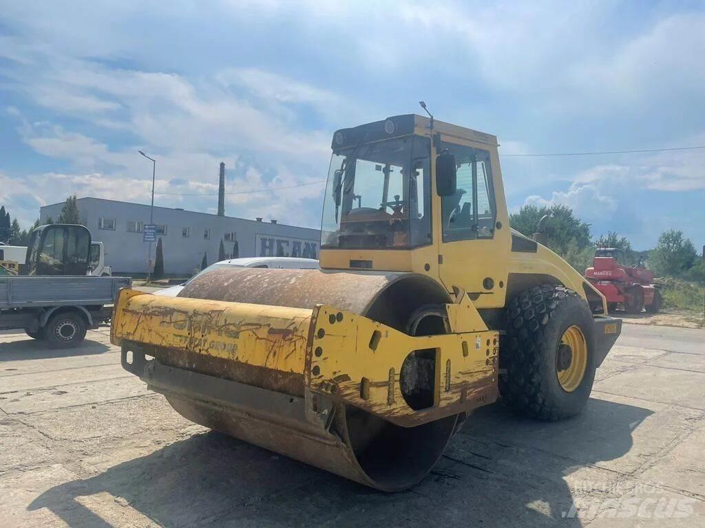 Bomag BW213 DH-4 Egydobos hengerek