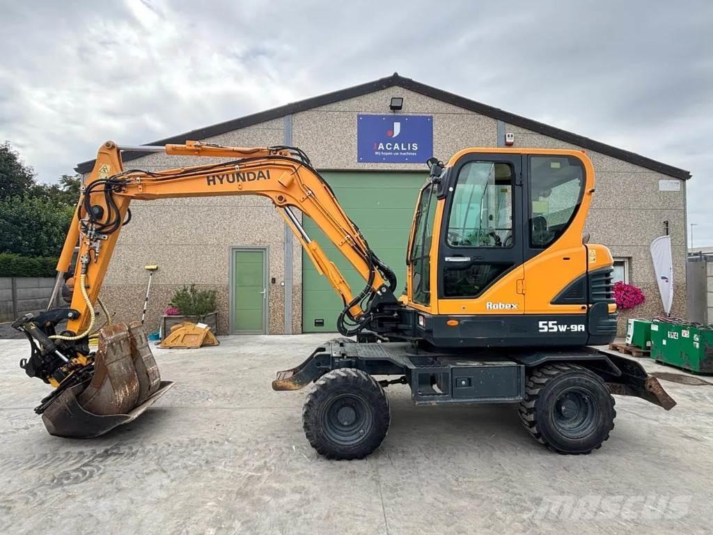 Hyundai R55W-9A Gumikerekes kotrók