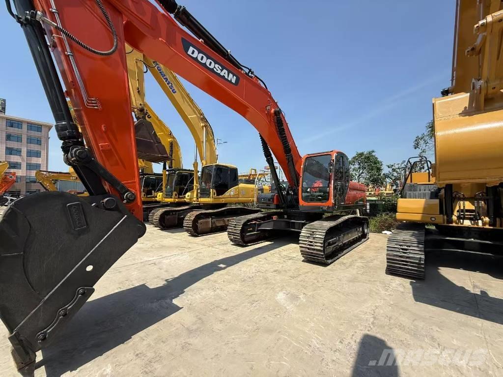 Doosan DX 340 Lánctalpas kotrók