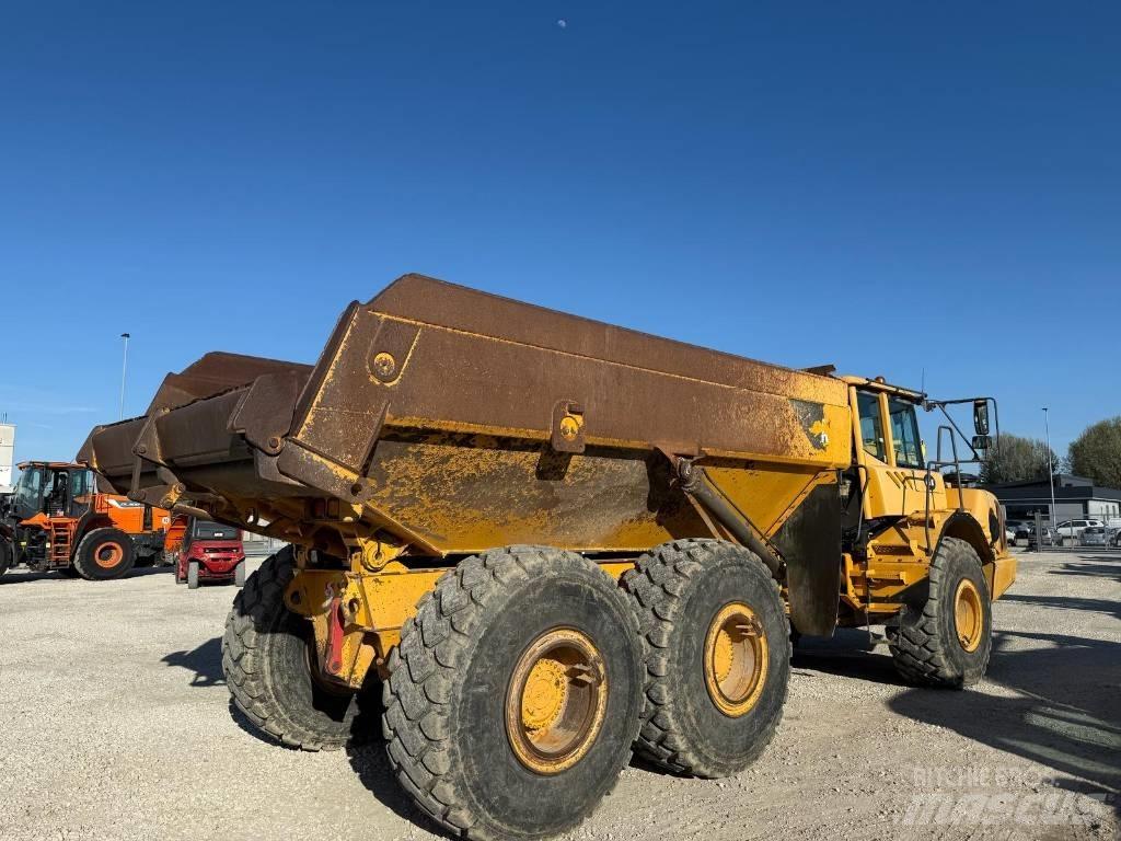 Volvo A 25 E Csuklósdömperek