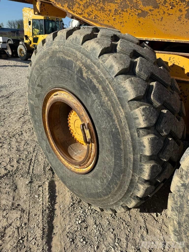 Volvo A 25 E Csuklósdömperek