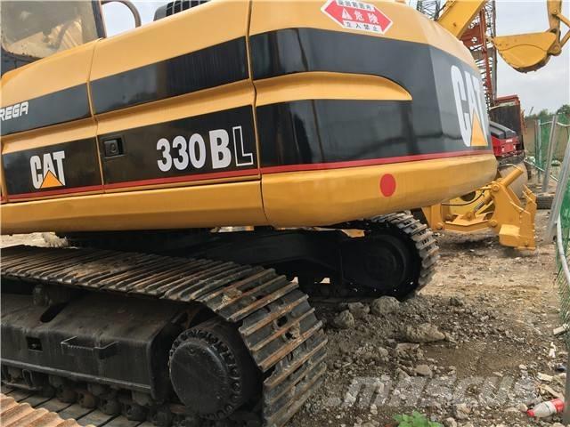 CAT 330 B L Lánctalpas kotrók