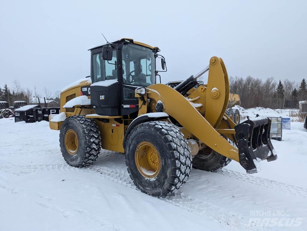 CAT 930 K Gumikerekes homlokrakodók