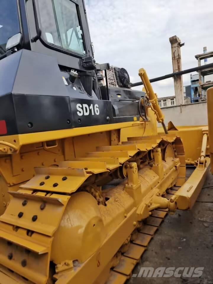 Shantui SD 16 lánctalpas dózerek