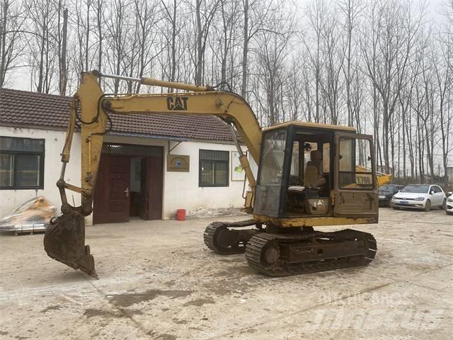 CAT E70B Lánctalpas kotrók